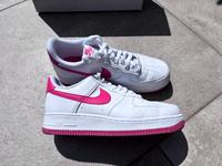 Nike Sneaker Air Force 1 Größe 40,5 weiß pink wie neu Nordrhein-Westfalen - Hiddenhausen Vorschau