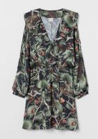 H&M Kleid L mit Blumenmuster mit Etikett NP 39,95€ Köln - Mülheim Vorschau