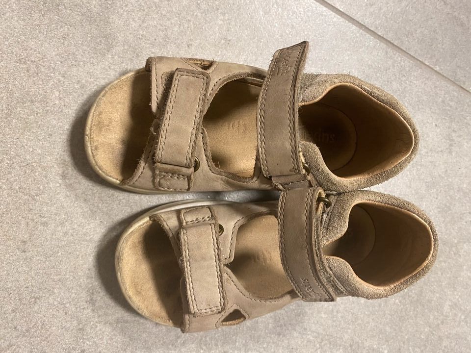 Superfit Sandalen Gr. 24 in Bernau