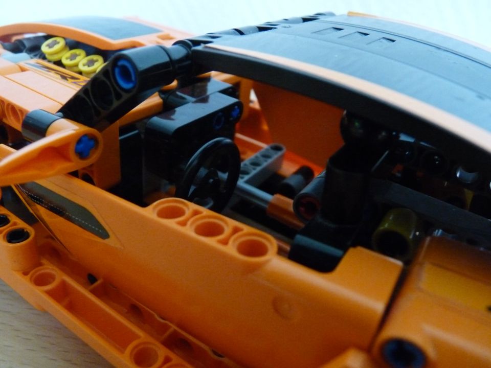 LEGO Technic 42093 Chevrolet Corvette ZR1 komplett mit Anleitung in Uetze