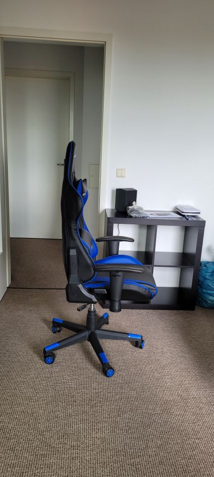 GTPLAYER Ergonomic Gaming Chair (Black & Blue) in Berlin
