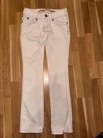 Jeans Weiß Review Gr. 29/32 Top Zustand Bayern - Feuchtwangen Vorschau