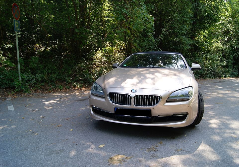 BMW 650 i F12 Cabrio Vollausstattung TÜV Neu in Wuppertal