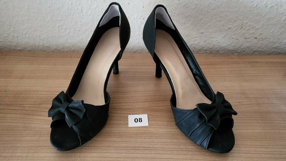 Damenschuhe, Größe 41, sehr guter Zustand in Queis