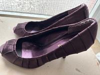 Pumps mit offener Zehe, Aubergine, Größe 39 Bayern - Germering Vorschau