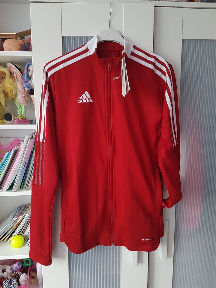 Adidas Jacke Gr. XS in Bremen