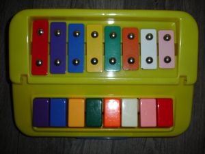 Vintage Chicco Keyboard Kids Piano Keyboard Instrument Large Toy