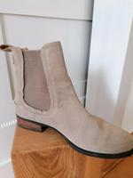 Ugg Stiefelette, Chelsea boots, Gr 40 Nordrhein-Westfalen - Lüdinghausen Vorschau