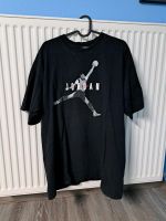 Air Jordan Tshirt Herren schwarz gr. L schwarz vintage Nike Rheinland-Pfalz - Kaiserslautern Vorschau