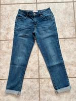 Damen Straight Jeans Mid Waist Blau Bon Prix Gr. 38 Kurz wie neu Hessen - Gründau Vorschau