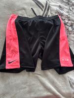 Nike Hose kurz Baden-Württemberg - Salach Vorschau