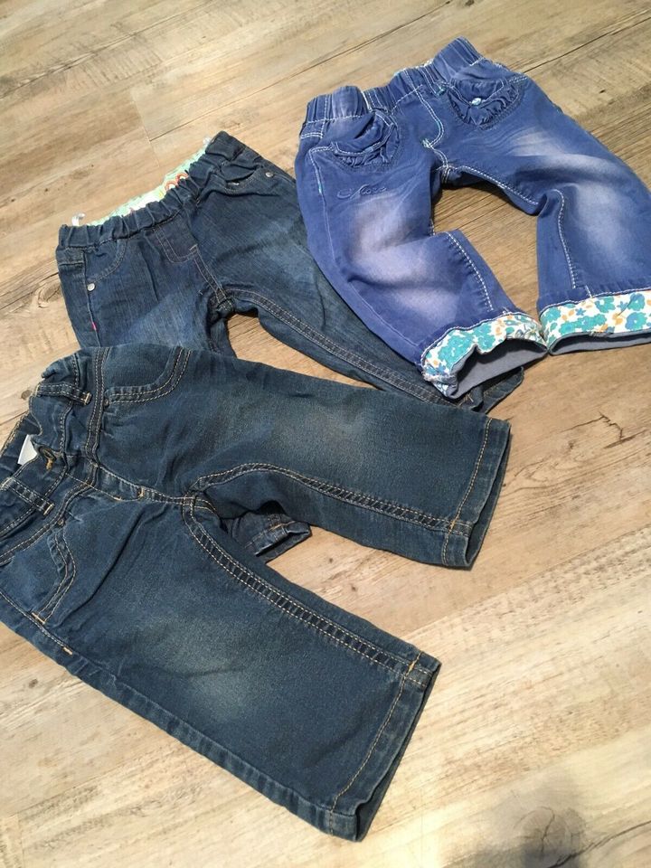 Jeans Hose Schlupfhose Hosenpaket 74 in Falkenstein