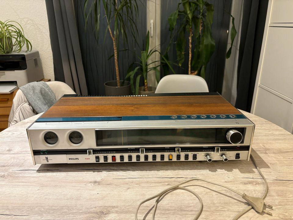 Philips RH 720 Radio Retro Vintage | 22RH720/22Z | Ungeprüft in Arnsberg