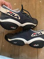 Fila VINTAGE 90er OG Sneaker Schuhe 44 1/2 Segeltuch Stiefel Hessen - Limburg Vorschau