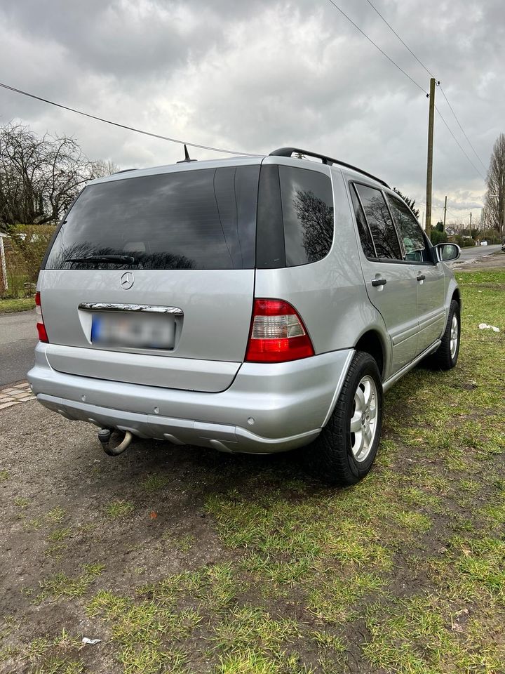 Mercedes Benz ML 500 Blue Efficiency AMG ( LPG Gas ) in Schnakenbek