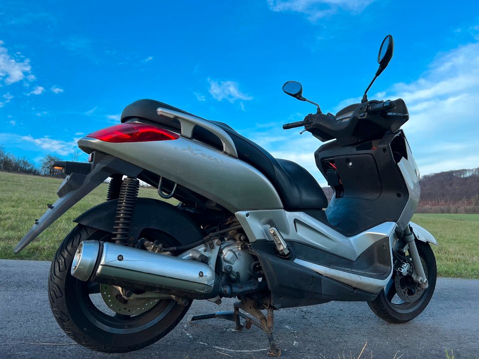 Yamaha X-MAX 250 (YP250R xmax) in Höxter