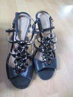 Buffalo  Sandalen Gr. 40 neu und ungetragen mit Karton Nordrhein-Westfalen - Castrop-Rauxel Vorschau