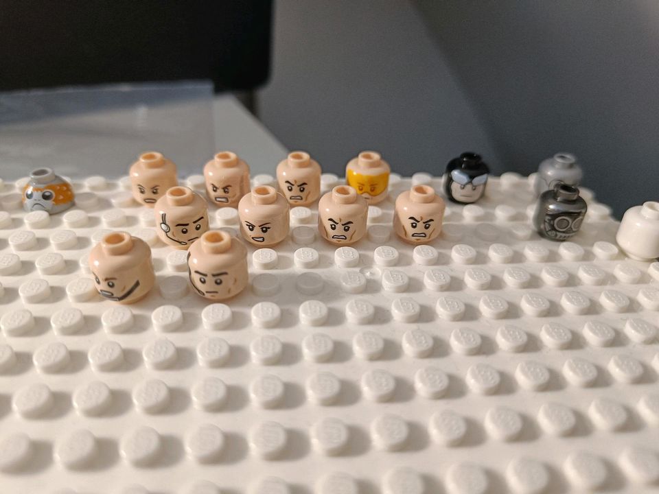 Lego Figuren Einzelteile Ersatz in Verl