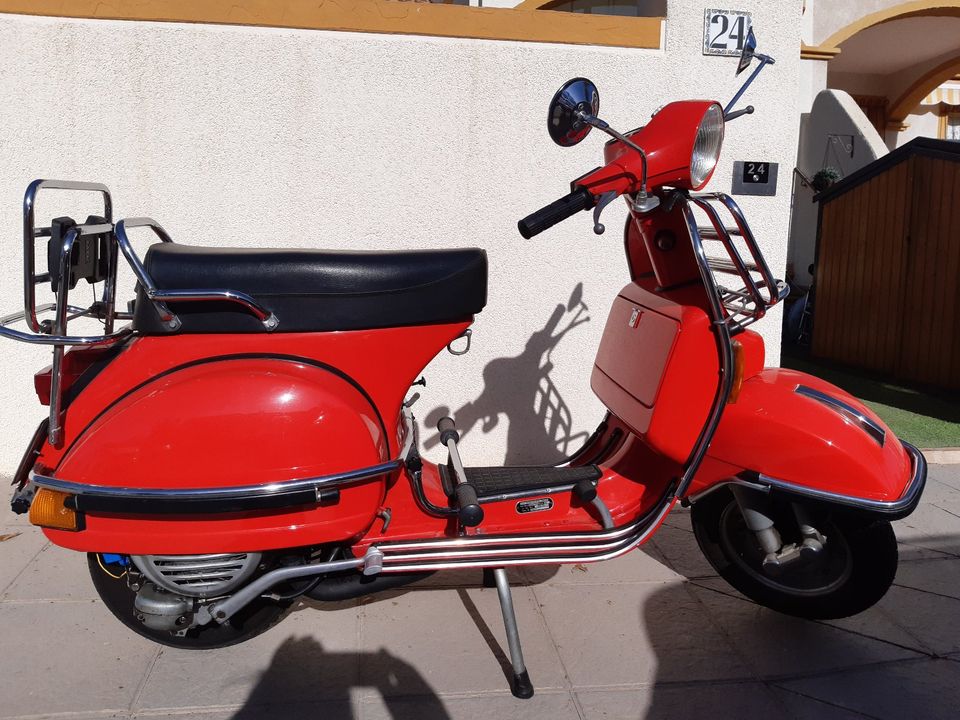 Vespa P80X E Lusso in Essen