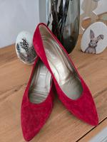 Neue Gabor Pumps Wildleder rot Gr. 39,5  6,5 Rheinland-Pfalz - Hachenburg Vorschau
