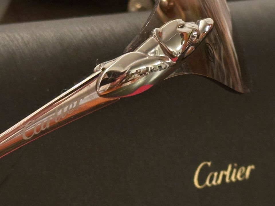 Cartier Panthere Sonnenbrille/ Silber/ Top+ Original in Niederkassel