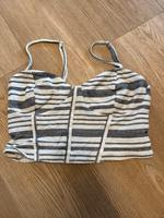 Bershka, Crop Top, Größe S Nordrhein-Westfalen - Korschenbroich Vorschau