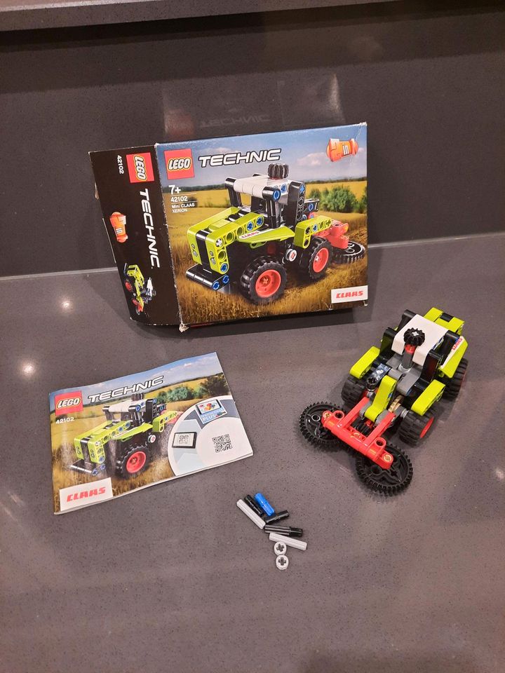 Lego Technic 42102 Mini Claas Mähdrescher in Eppstein