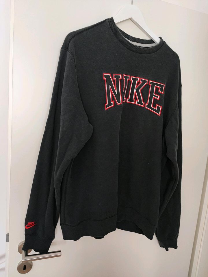 Vintage Nike Sweatshirt / Crewneck in Wuppertal