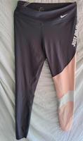 Nike Damen Sporthose Gr. XL Sport Bekleidung Niedersachsen - Bremervörde Vorschau