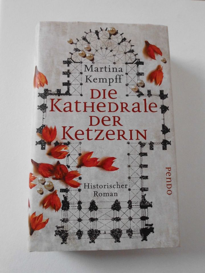 Martina Kempff "Die Kathedrale der Ketzerin" in Aurich