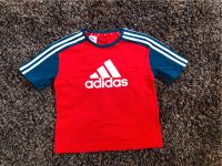 adidas T-Shirt rot Gr. 164 - 13/14 Jahre München - Allach-Untermenzing Vorschau