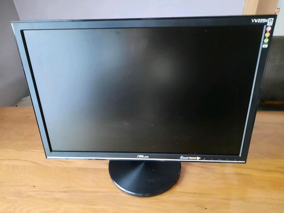 Asus 22" Monitor guter Zustand in Tirschenreuth