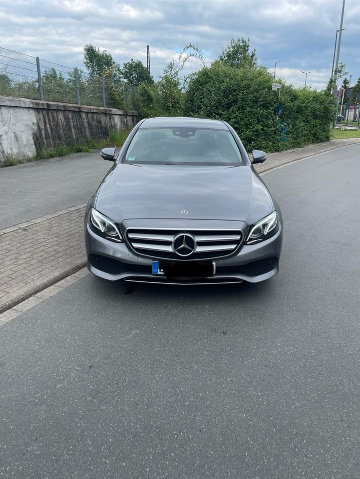 Mercedes e220D w213 garantie hud 360* kamera etc… in Ahlen