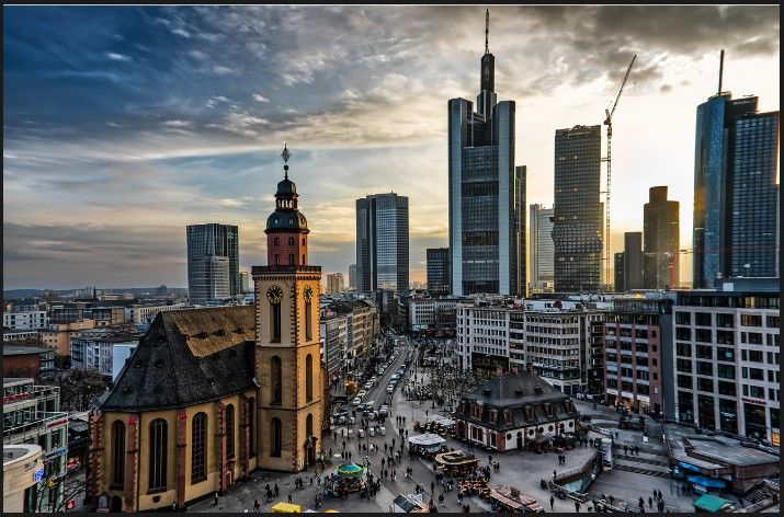 3 Zimmer ETW mit KFZ-Stellplatz und Balkon in Frankfurt am Main