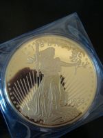 gold  eagle 1933  20 Dollars- copy  und eine DDR Medaille Baden-Württemberg - Esslingen Vorschau