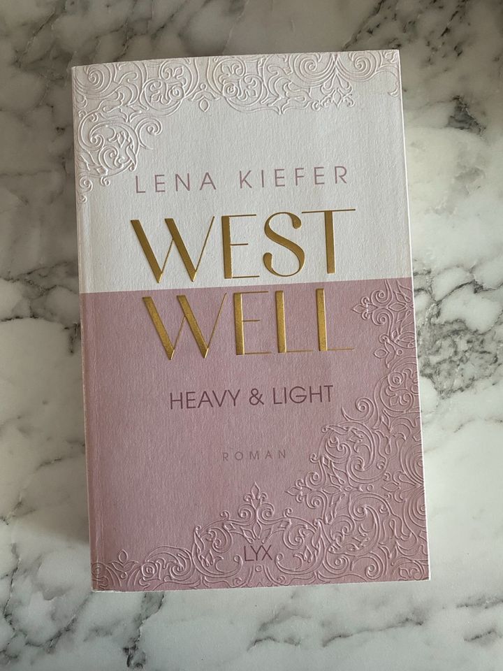 Lena Kiefer - Westwell (Heavy and Light Teil 1) in Stendal