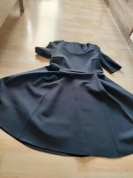 Elegant cos Damen Kleid, gr.s, leicht glänzend, wie neu Hessen - Hosenfeld Vorschau