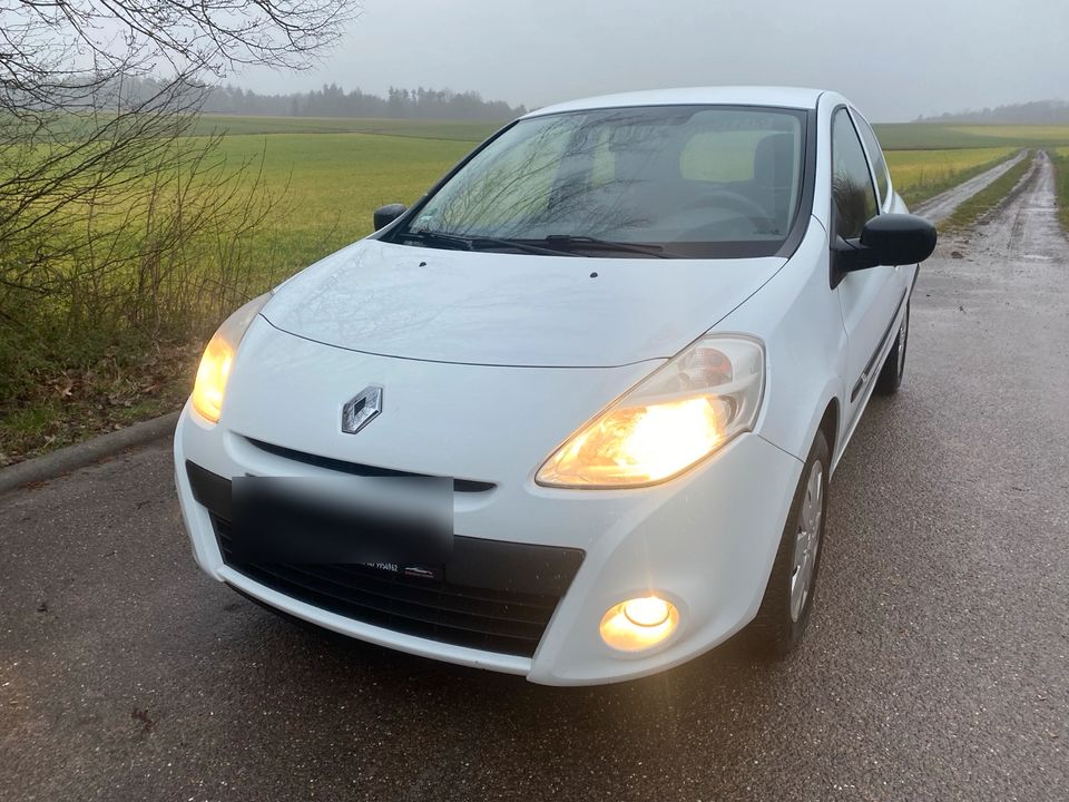 Renault Clio 1.2 Benzin in Wertheim