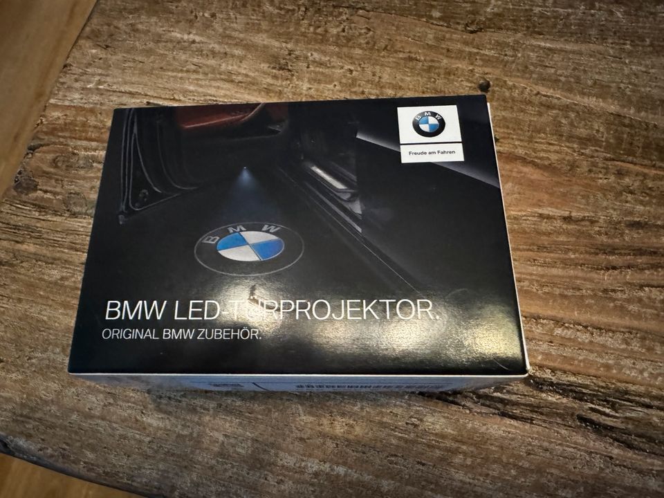 BMW LED-Türprojektoren