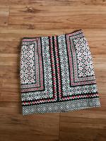 Rock schwarz weiss Boho Muster Gr 42 C&A rot Brandenburg - Zossen Vorschau