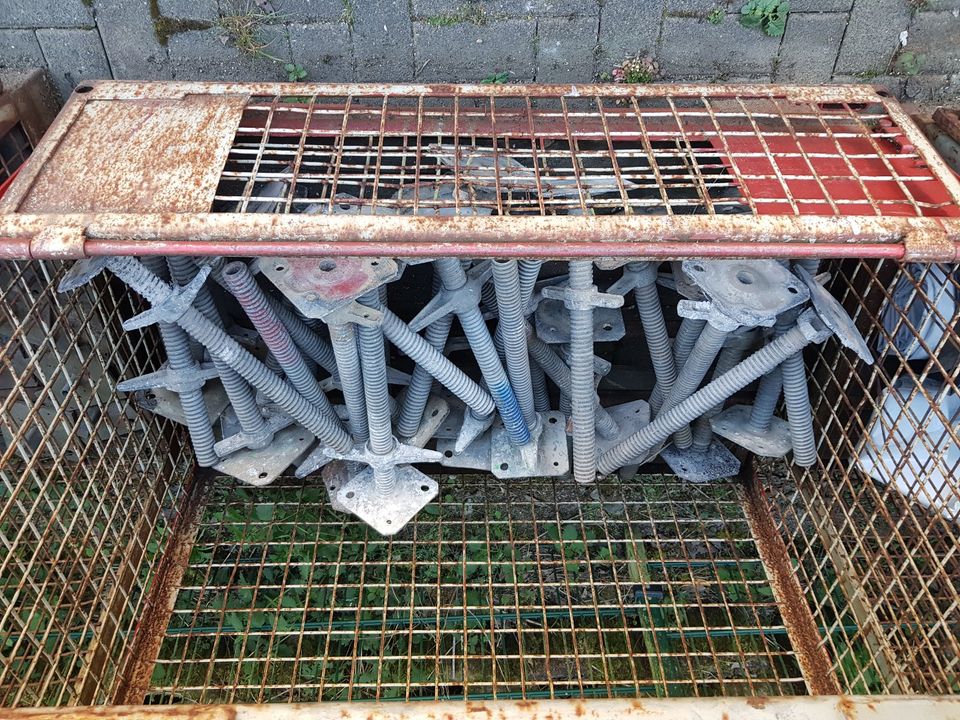 Gerüstmaterial Baugerüst Gerüstnetz Auffangnetz Rux Plettac in Hückeswagen