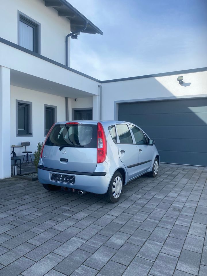 Mitsubishi Colt Z30 in Osterhofen