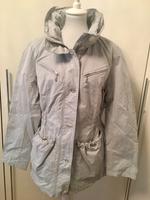 TOP edle hochwertige Betty Barclay Jacke silber Gr. 40 M hellgrau Stuttgart - Stuttgart-Süd Vorschau