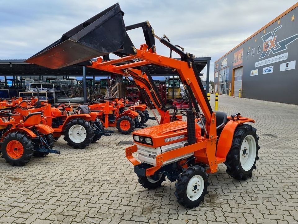 Kubota B1600 mit Frontlader Traktor Kleintraktor Fudex Schlepper in Winsen (Luhe)