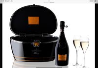 LA GRANDE DAME VEUVE CLICQUOT/RIVA schwarz Bayern - Landsberg (Lech) Vorschau