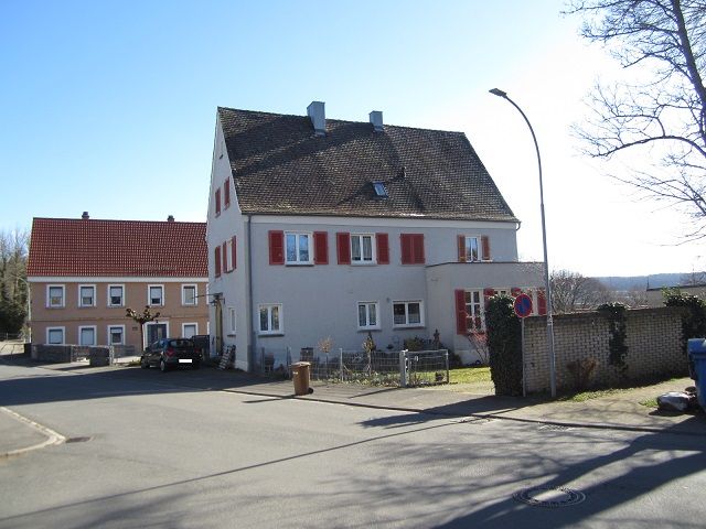 FREISTEHENDES EINFAMILIENHAUS MIT PANORAMABLICK ÜBER DIE STADT, NECKAR UND SCHLOSS in Gundelsheim