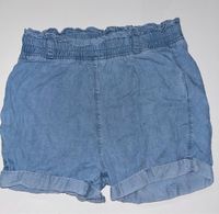 Kurze Hose, Jeans, Gr. 128 Nordrhein-Westfalen - Mülheim (Ruhr) Vorschau