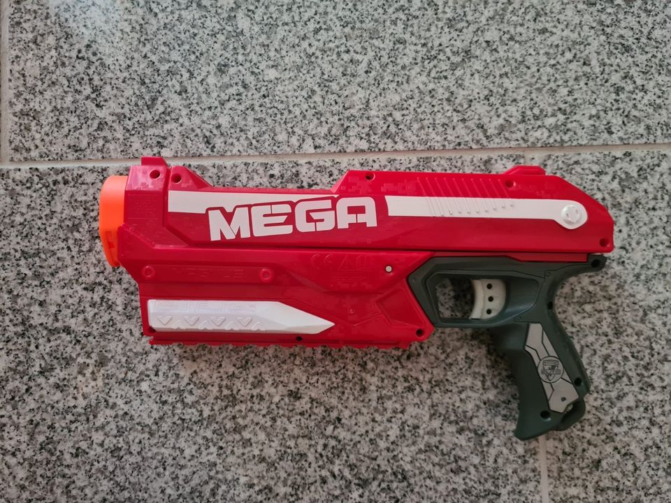 Nerf Hasbro N-Strike Elite Mega Magnus Blaster - Nerfpistole in Gladbeck