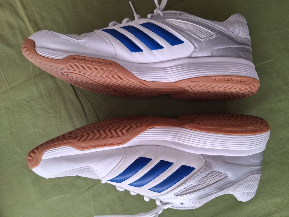 Turnschuhe Halle ADIDAS 47+ in Germering