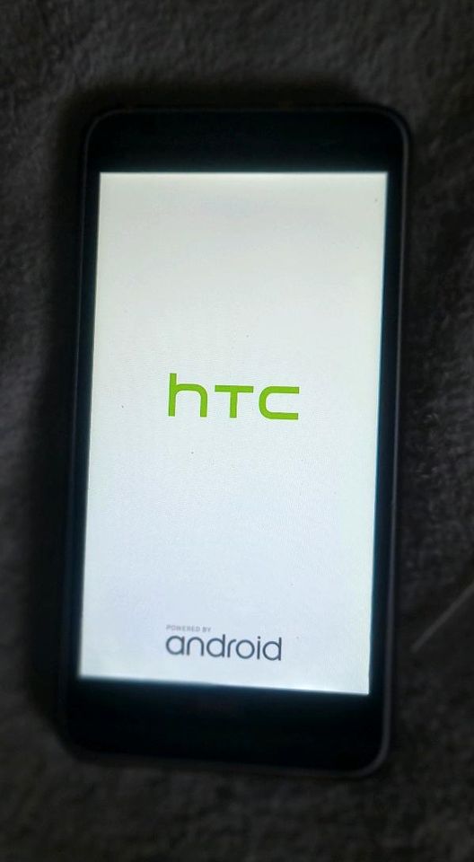 HTC Desire 820/ Android 6 in Potsdam